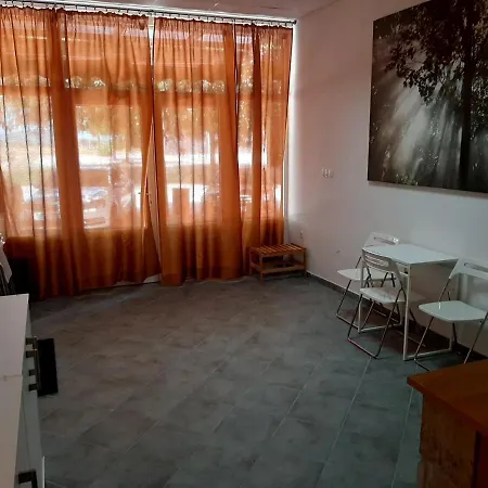 Apartment Apartman Maja *